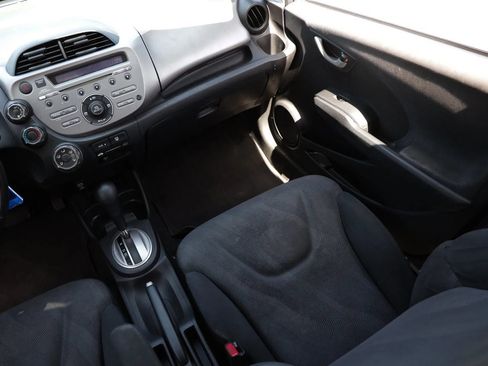 Used 2011 Honda Fit Sport image 13