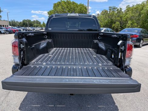 Used 2023 Toyota Tacoma TRD Sport RWD image 13