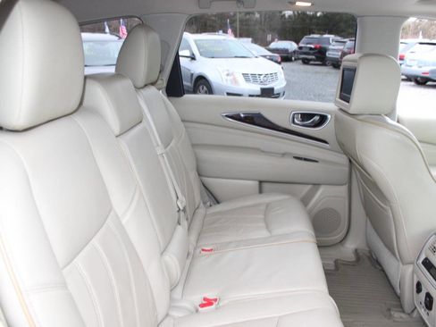 Used 2013 INFINITI JX35 FWD w/ Premium Pkg image 21