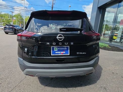 Used 2023 Nissan Rogue SV AWD/4WD image 4
