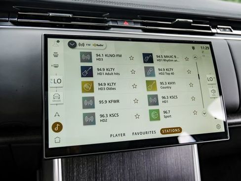 New 2026 Land Rover Range Rover Long Wheelbase SE AWD/4WD image 34