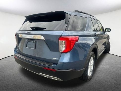 Used 2020 Ford Explorer XLT w/ Equipment Group 202A image 16
