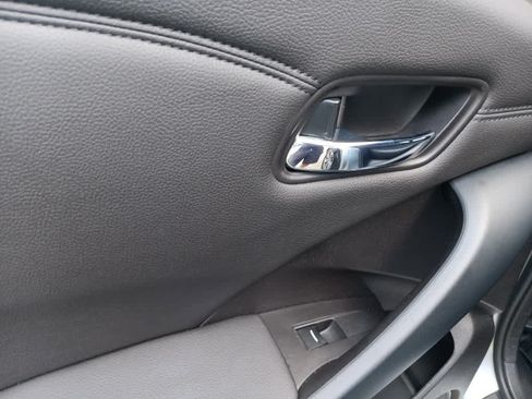 Used 2017 Acura RDX AWD w/ Advance Package image 18