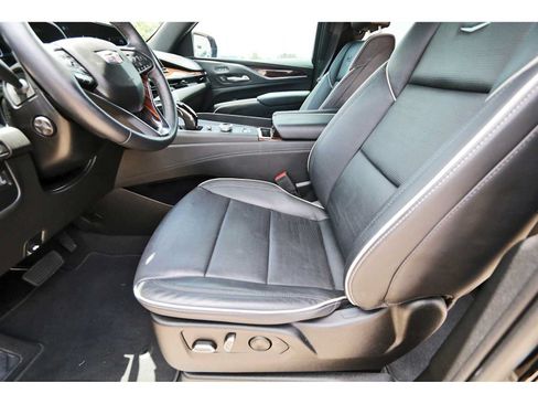 Used 2023 Cadillac Escalade ESV Premium Luxury AWD/4WD image 12