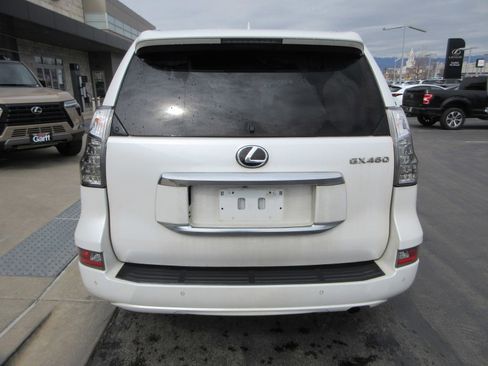 Used 2021 Lexus GX 460 Premium w/ Premium Package image 7