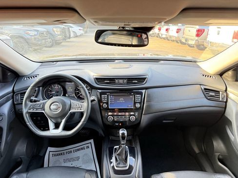 Used 2017 Nissan Rogue SL w/ SL Premium Package FWD image 15