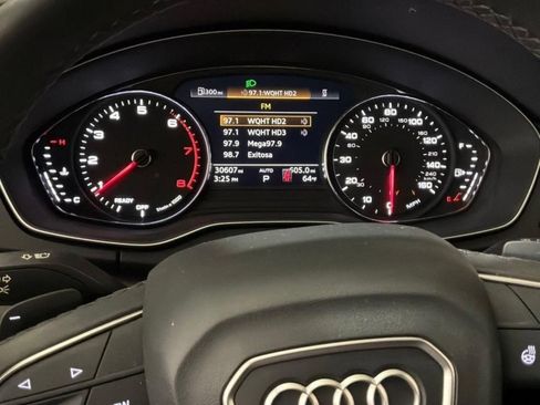 Used 2023 Audi Q5 2.0T Premium w/ Convenience Package AWD/4WD image 13