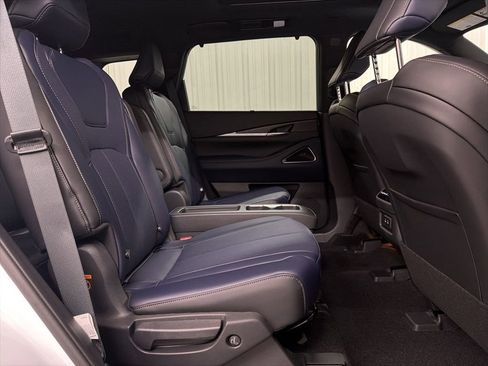 Certified 2026 INFINITI QX60 Sport w/ Dark Cargo Package AWD/4WD image 35