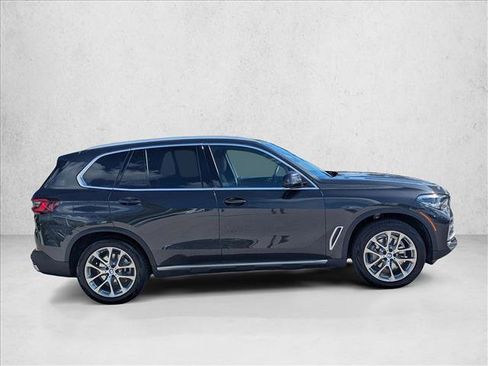 Certified 2023 BMW X5 xDrive40i w/ Luxury Seating Package image 4