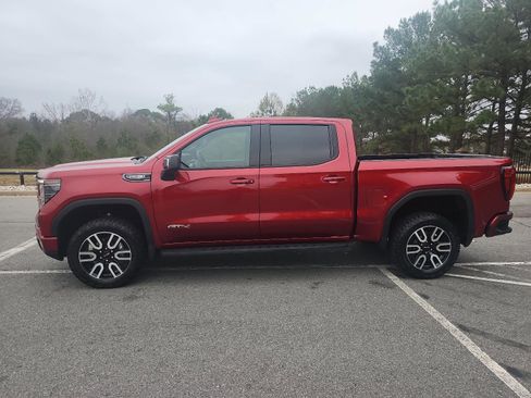 Certified 2025 GMC Sierra 1500 AT4 w/ AT4 Premium Package image 2