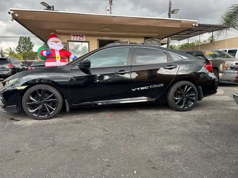 Used 2018 Honda Civic Si image 7