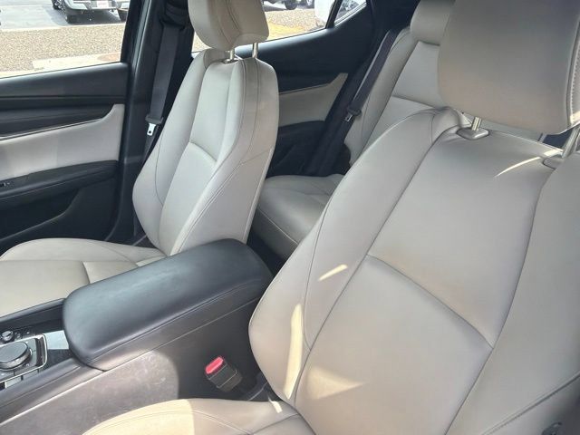 Used 2019 MAZDA MAZDA3 AWD Hatchback w/ Preferred Pkg image 13