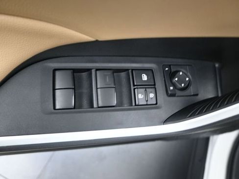 Used 2025 Toyota RAV4 LE image 10