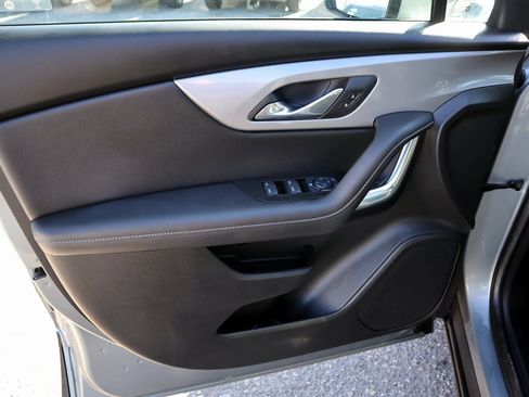 Used 2025 Chevrolet Blazer LT image 19