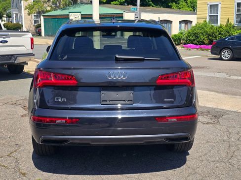 Used 2019 Audi Q5 2.0T Premium Plus w/ Premium Plus Package AWD/4WD image 4