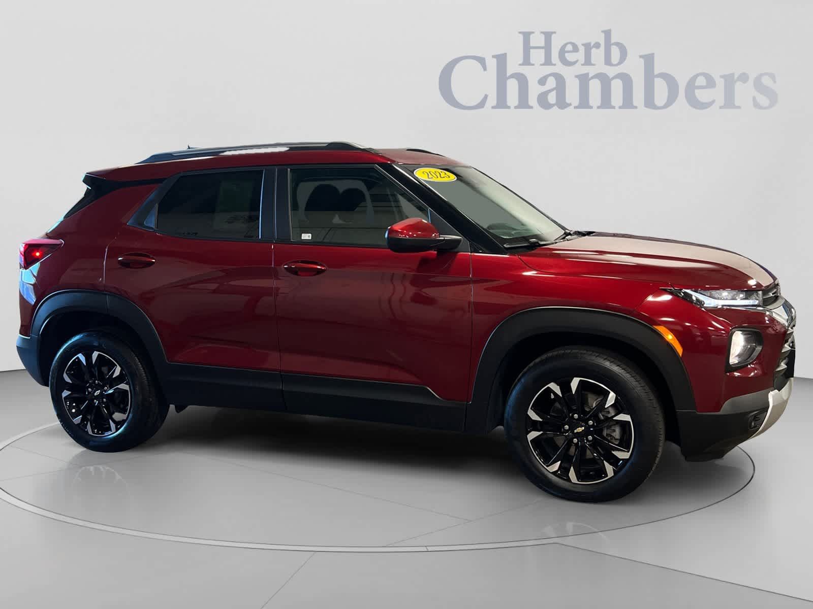 Used 2023 Chevrolet TrailBlazer LT w/ Convenience Package AWD/4WD image 5