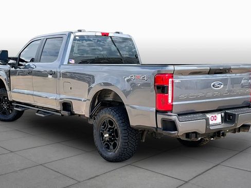 Used 2023 Ford F250 XL w/ STX Appearance Package AWD/4WD image 12
