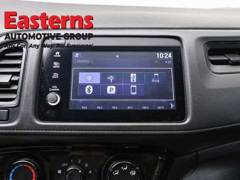 Used 2022 Honda HR-V Sport image 17