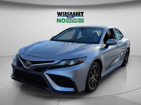 Used 2024 Toyota Camry SE FWD image 15