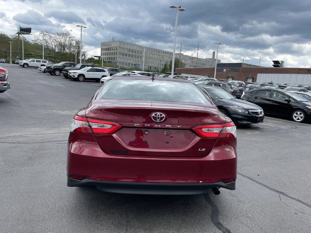 Used 2019 Toyota Camry LE FWD image 4