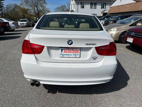 Used 2011 BMW 328i Sedan RWD image 7