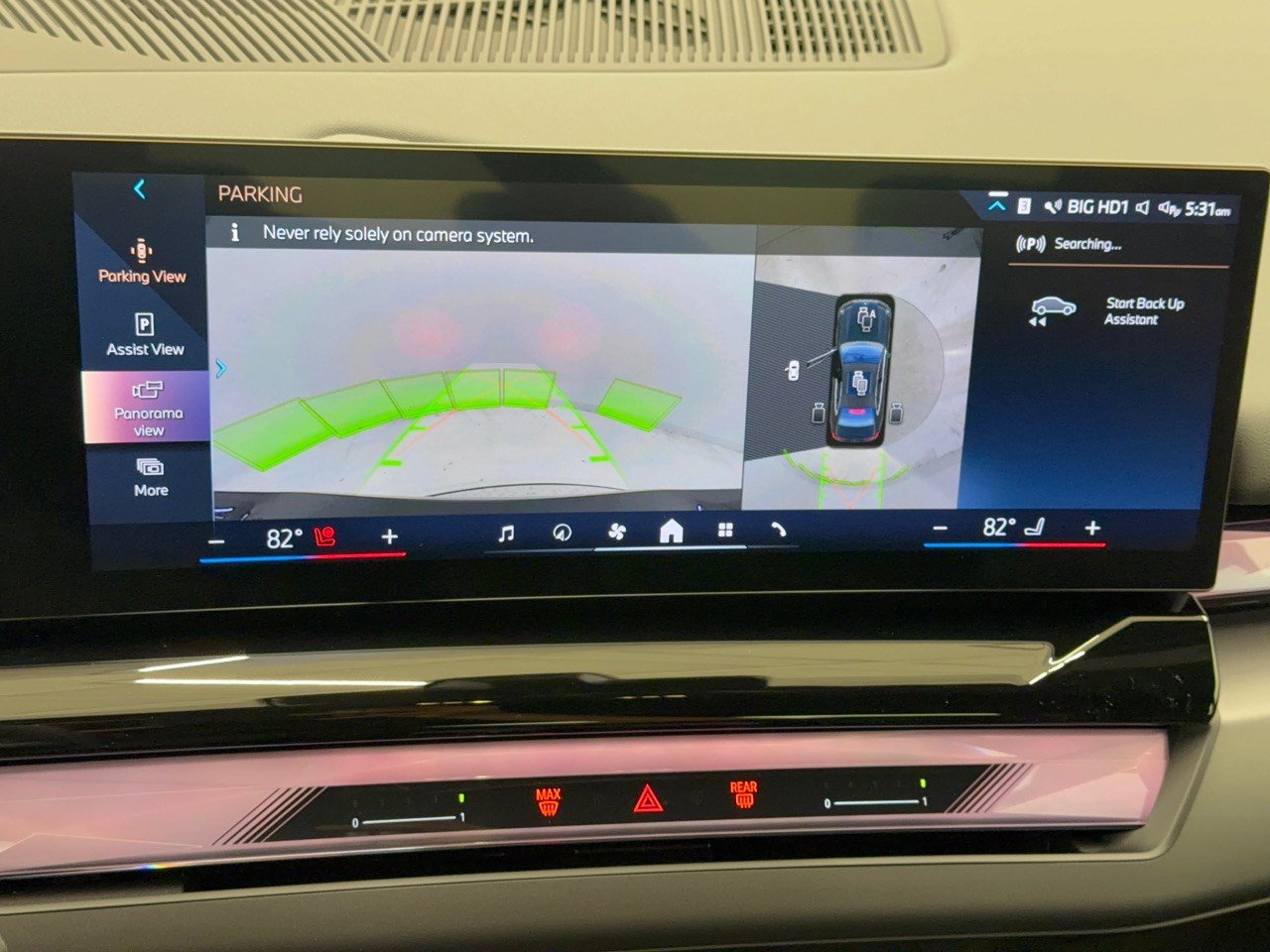 Certified 2025 BMW i5 eDrive40i w/ Premium Package RWD image 24