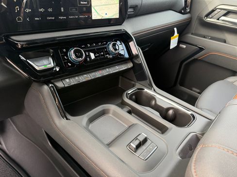 New 2026 GMC Sierra 2500 AT4 w/ AT4 Premium Plus Package image 13