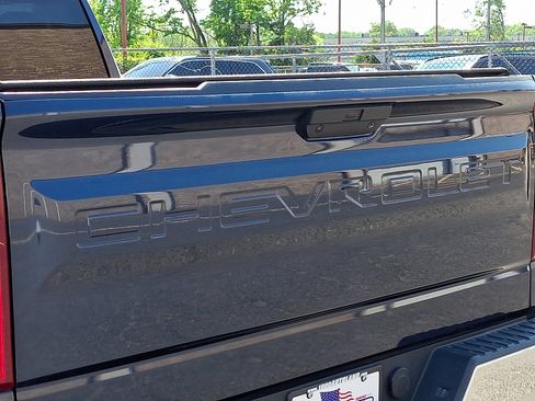 Used 2022 Chevrolet Silverado 1500 LT w/ Bed Protection Package AWD/4WD image 30
