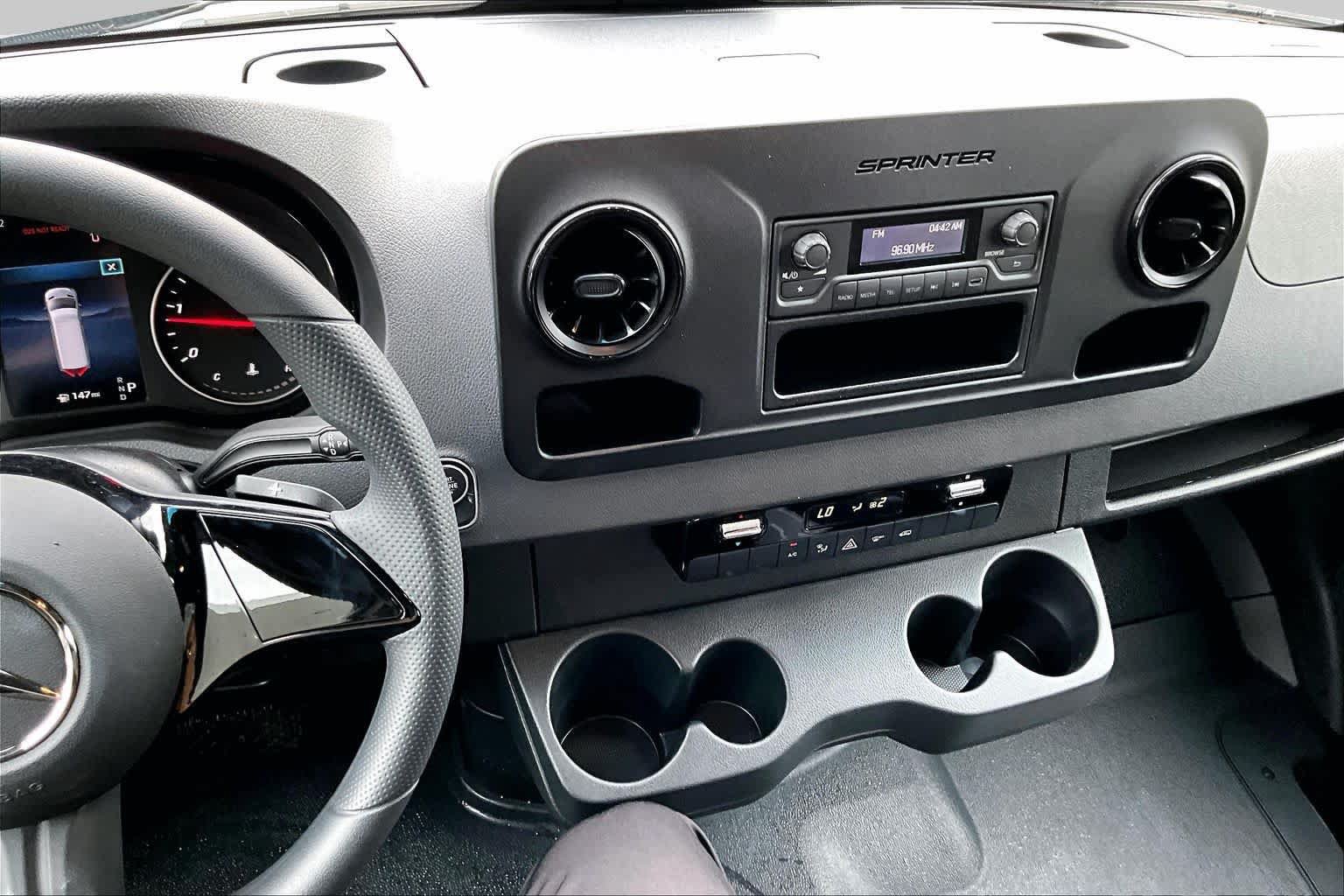 Used 2026 Mercedes-Benz Sprinter 2500 image 6