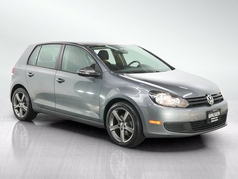 Used 2012 Volkswagen Golf 4-Door FWD image 7