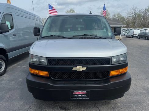 Used 2019 Chevrolet Express 2500 LS w/ Driver Convenience Package image 3