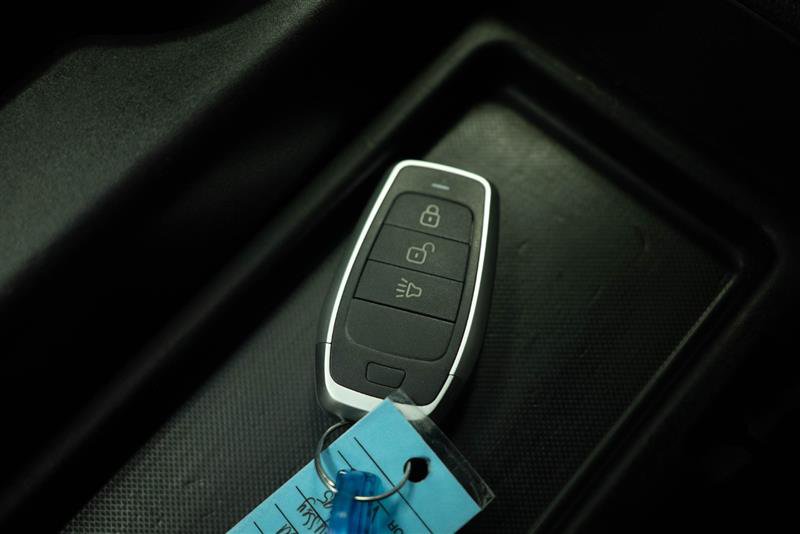 Used 2024 Honda Odyssey Touring image 25