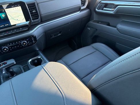 Used 2026 Chevrolet Silverado 1500 LTZ w/ LTZ Premium Package AWD/4WD image 17
