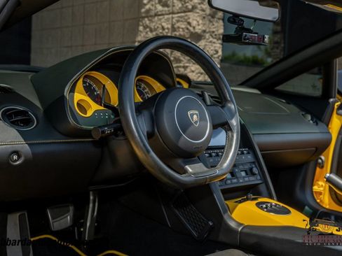 Used 2006 Lamborghini Gallardo Spyder AWD/4WD image 18