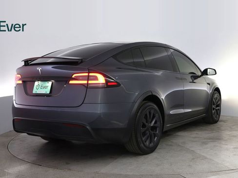 Used 2023 Tesla Model X AWD/4WD image 3