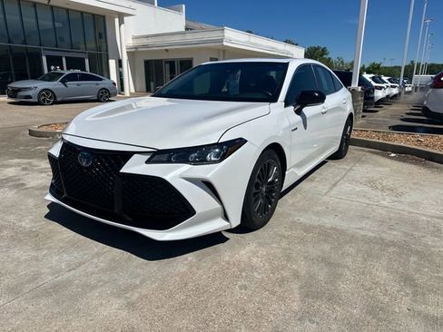Used 2020 Toyota Avalon XSE w/ All Weather Liner Package FWD image 1