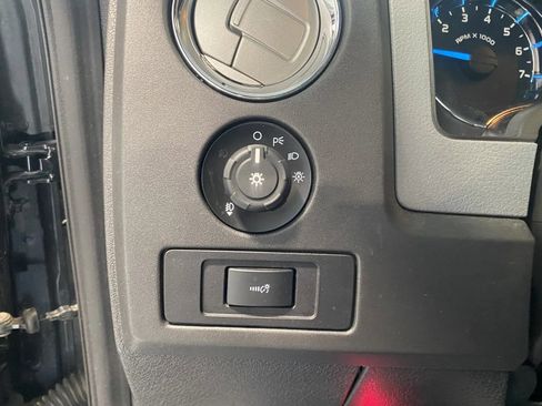 Used 2014 Ford F150 XLT w/ XLT Chrome Package AWD/4WD image 33