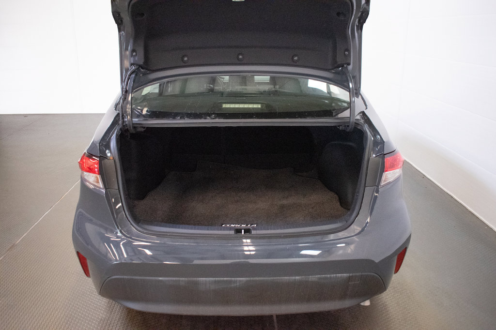 Used 2023 Toyota Corolla LE w/ Carpet Mat Package (TMS) FWD image 23
