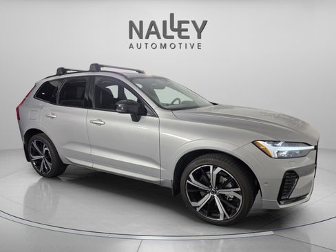Used 2023 Volvo XC60 B6 Ultimate w/ Protection Package Premier image 6