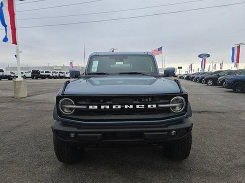 New 2025 Ford Bronco Outer Banks w/ Sasquatch Package image 11