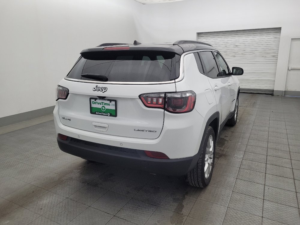 Used 2025 Jeep Compass Limited AWD/4WD image 9