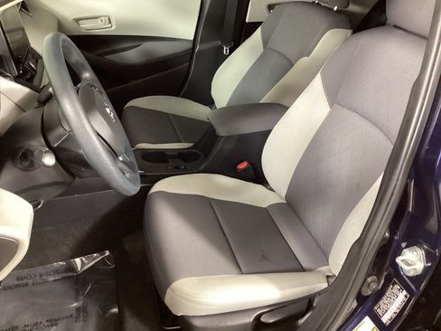 Used 2023 Toyota Corolla LE FWD image 12