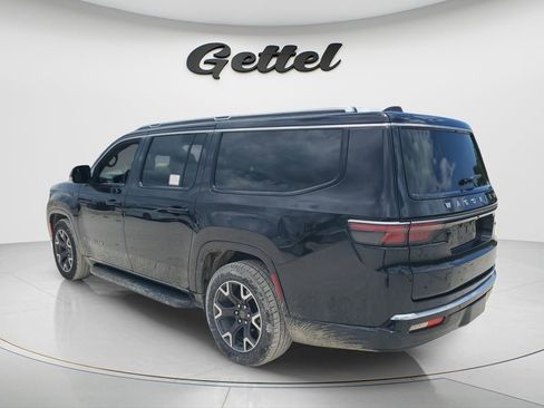 Used 2023 Jeep Wagoneer L Series III RWD image 7