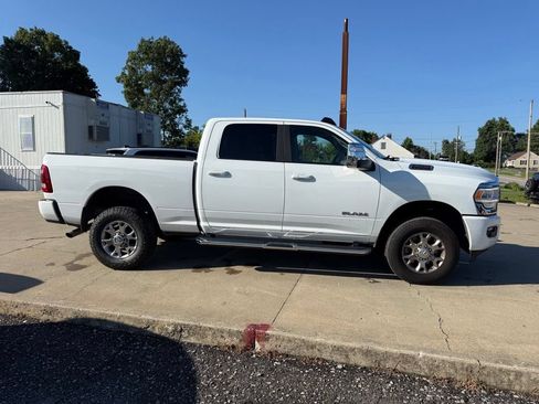 Used 2024 RAM 2500 Laramie AWD/4WD image 5