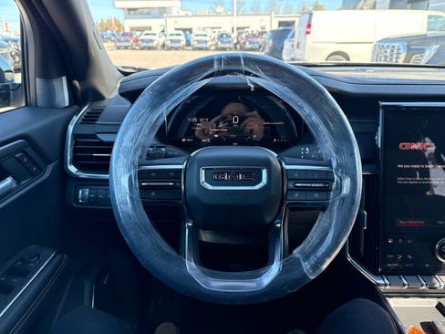 New 2026 GMC Acadia Elevation image 18