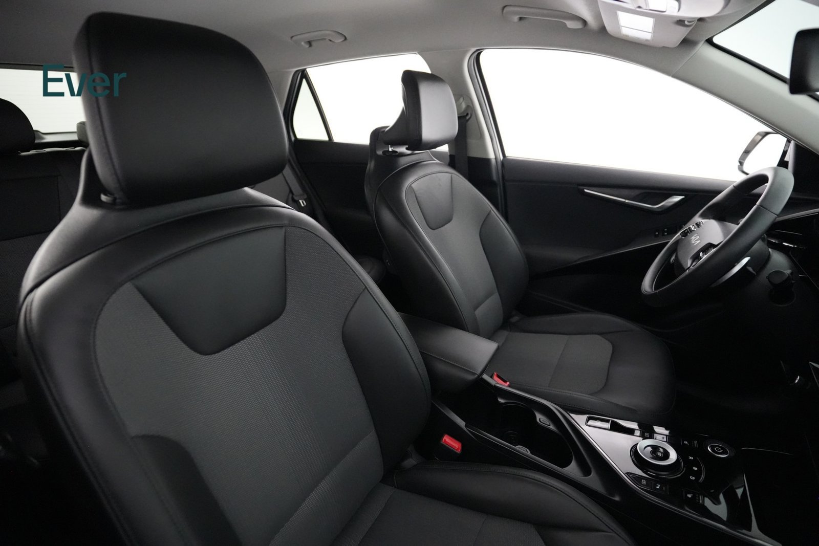 Used 2024 Kia Niro Wind w/ Wind Preserve Package FWD image 23