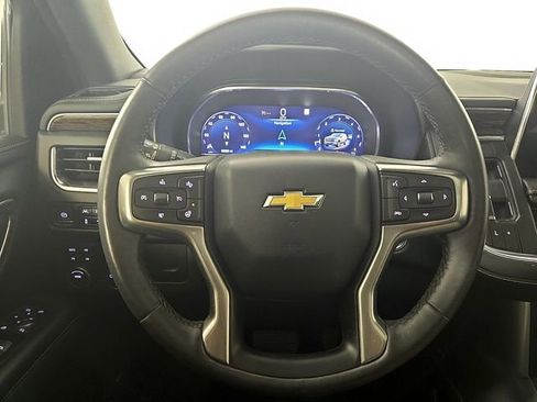 Used 2023 Chevrolet Tahoe Premier AWD/4WD image 22
