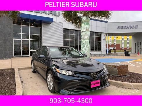 Used 2020 Toyota Camry LE image 1