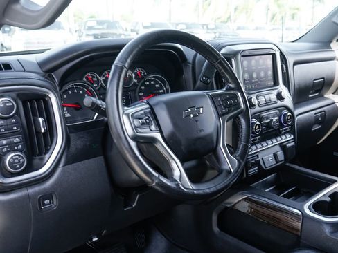 Used 2020 Chevrolet Silverado 1500 LT Trail Boss AWD/4WD image 19
