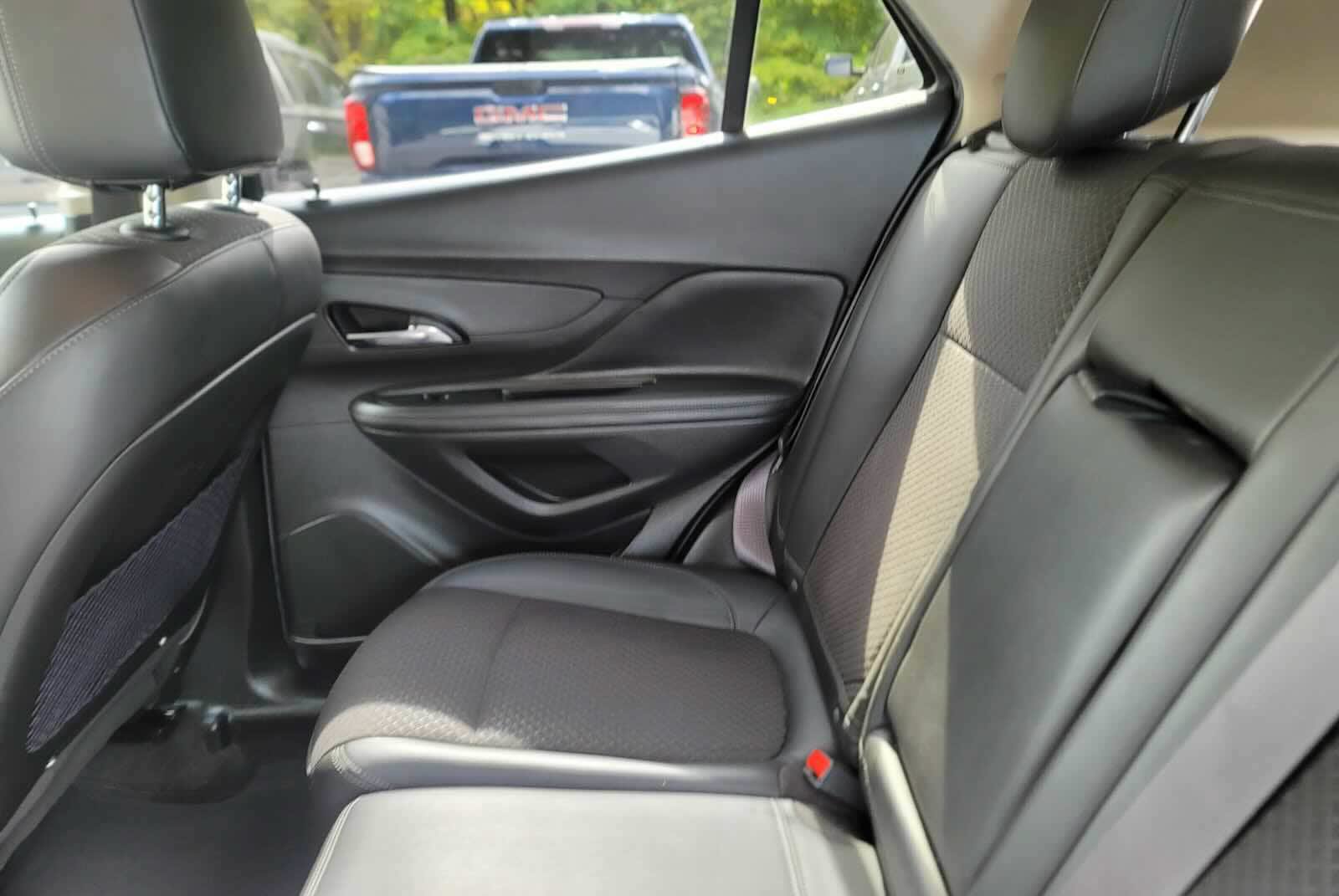 Used 2018 Buick Encore Preferred AWD/4WD image 13